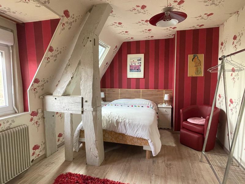 Maison - 241 m² - 8 pièces