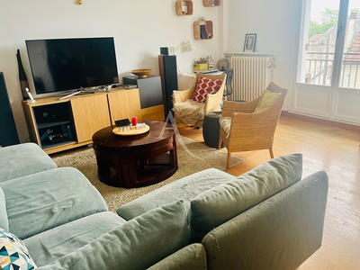 Appartement - 81 m² - 4 pièces