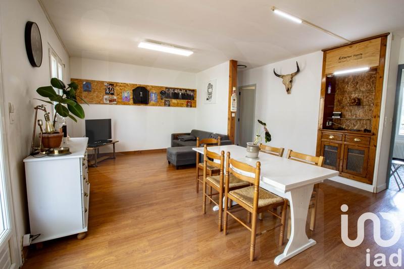 Maison - 163 m² - 9 pièces