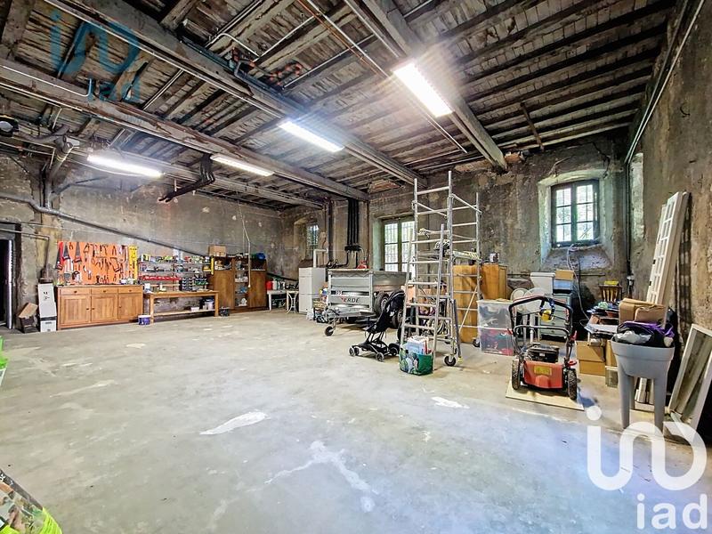 Maison - 280 m² - 8 pièces