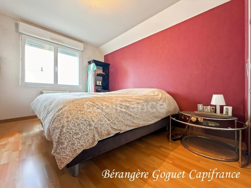 Maison - 93 m² - 5 pièces