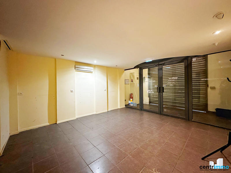 Local commercial - 140 m²