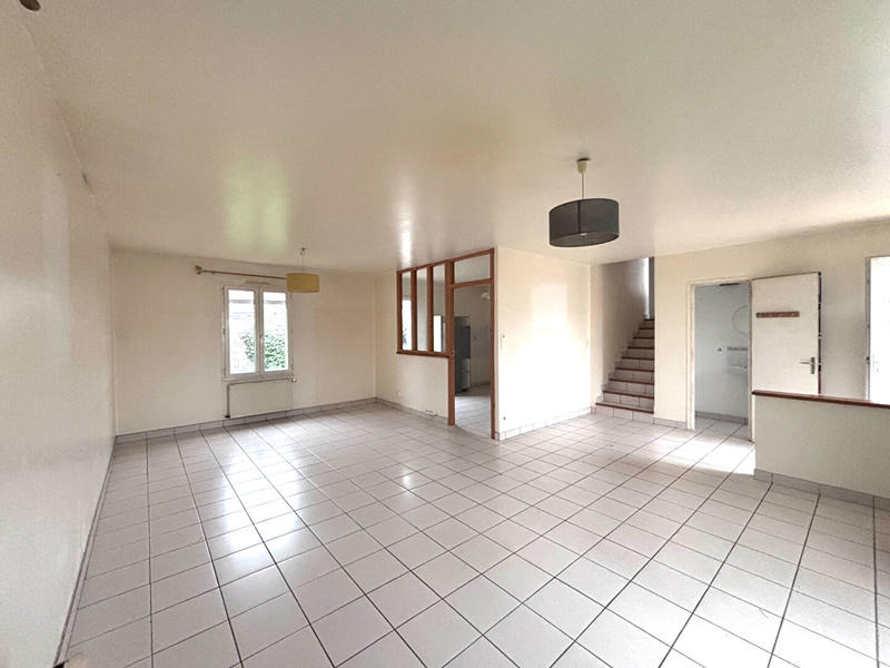 Maison - 96 m² - 3 pièces