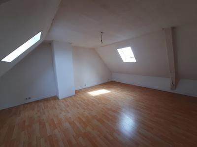 Maison - 186 m² - 8 pièces