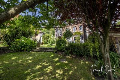 Maison de maîtres - 198 m² - 8 pièces