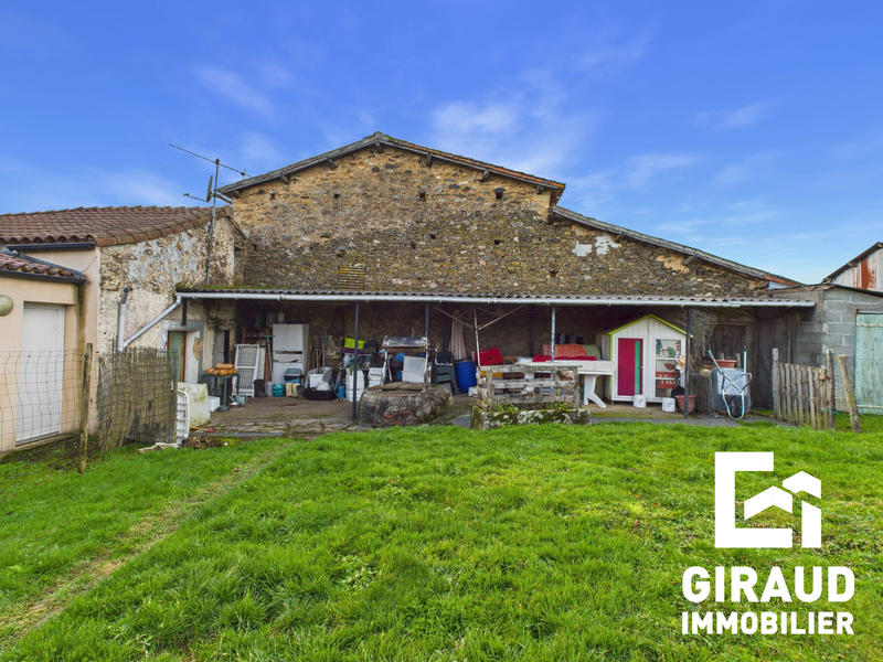 Maison ancienne - 90 m² - 3 pièces