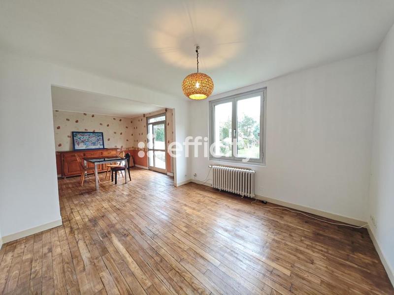 Maison - 99 m² - 6 pièces