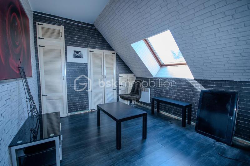 Maison - 193 m² - 8 pièces