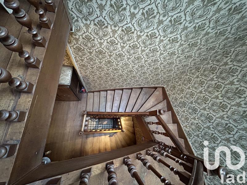 Maison - 148 m² - 9 pièces