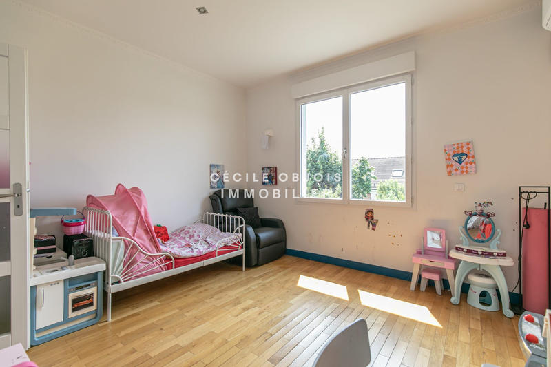 Maison - 224 m² - 10 pièces