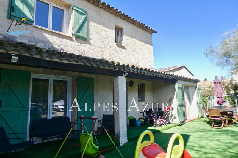 Villa - 173 m² - 7 pièces