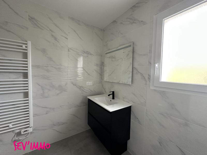 Maison - 98 m² - 4 pièces