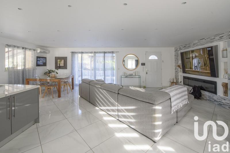 Maison - 226 m² - 8 pièces