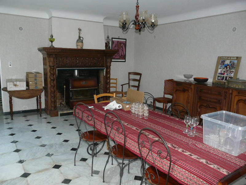 Maison - 200 m² - 6 pièces