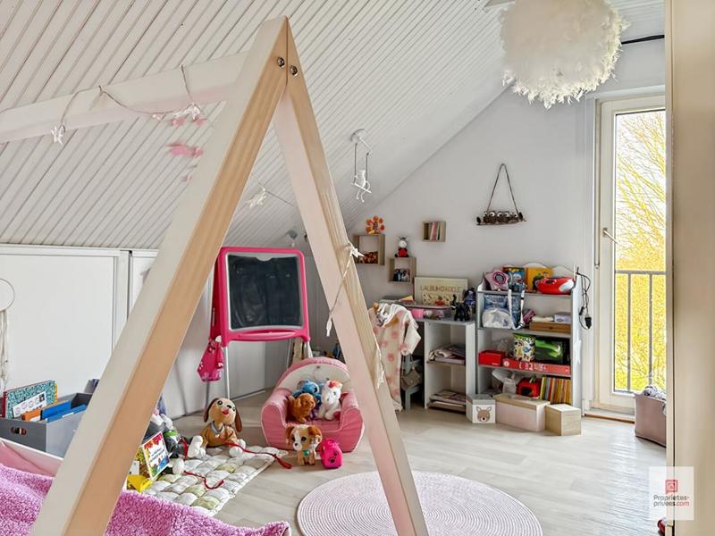 Maison - 165 m² - 7 pièces