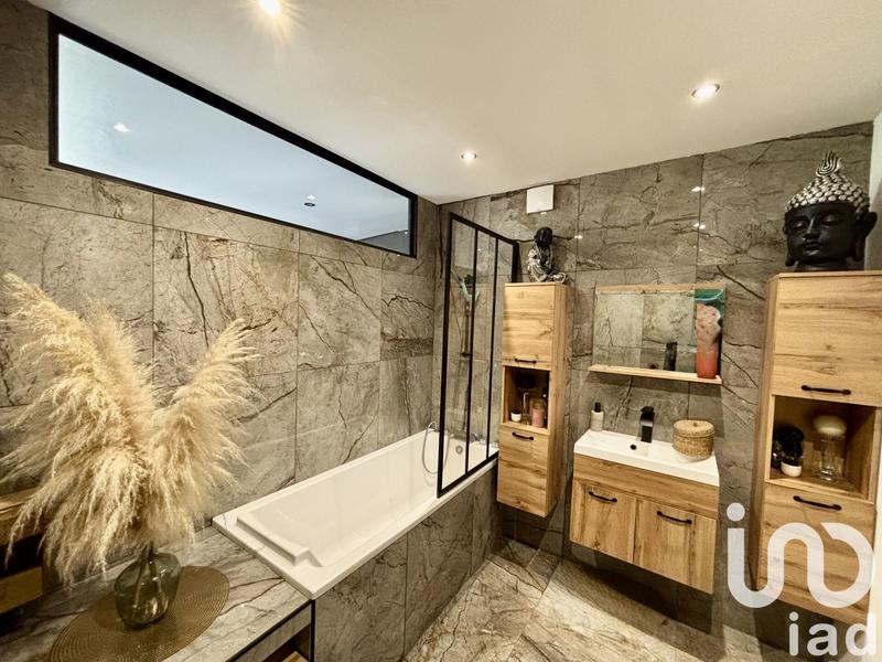 Appartement - 87 m² - 3 pièces