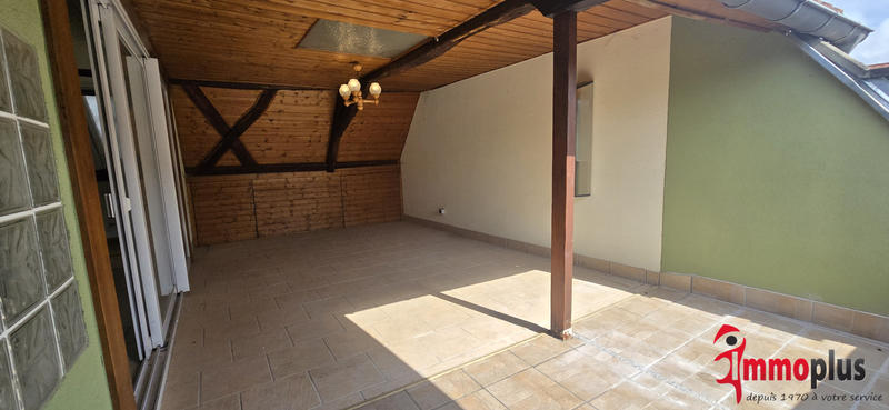 Appartement - 208 m² - 6 pièces