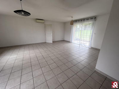 Maison - 86 m² - 4 pièces