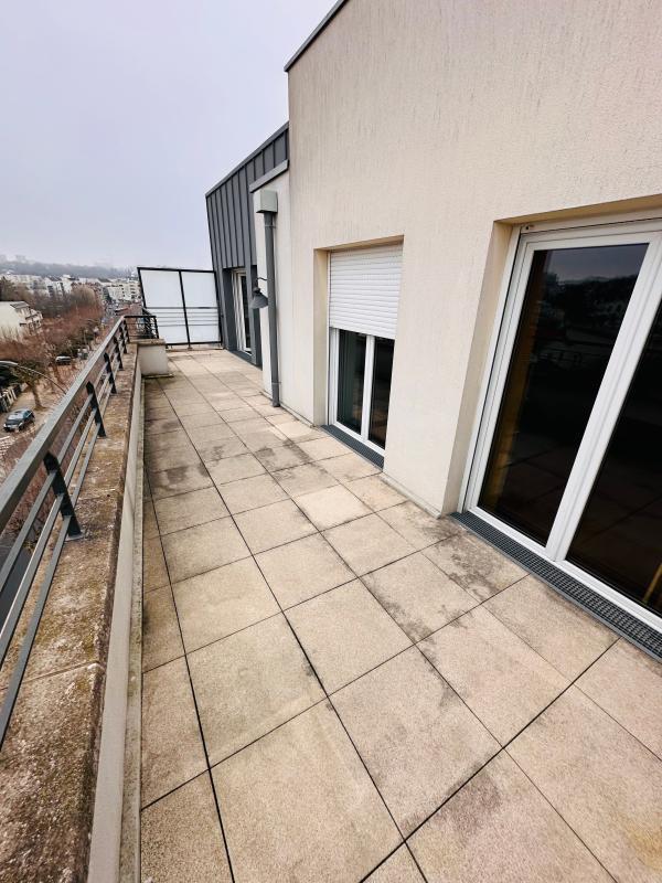 Appartement - 80 m² - 4 pièces