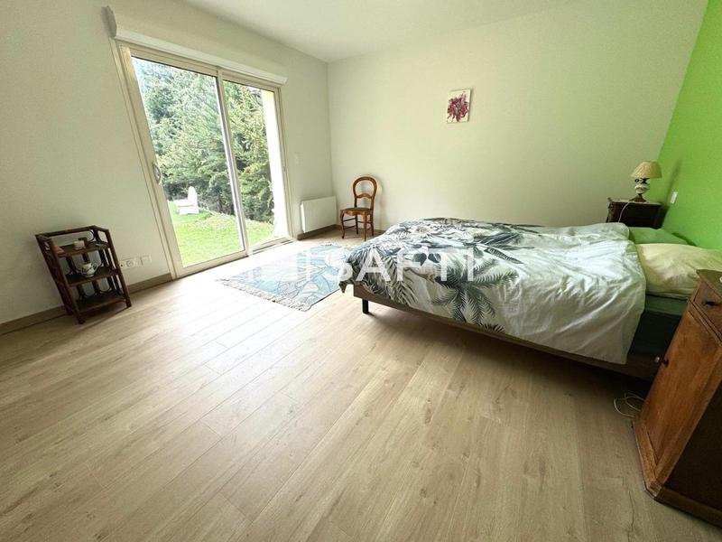 Villa - 174 m² - 8 pièces