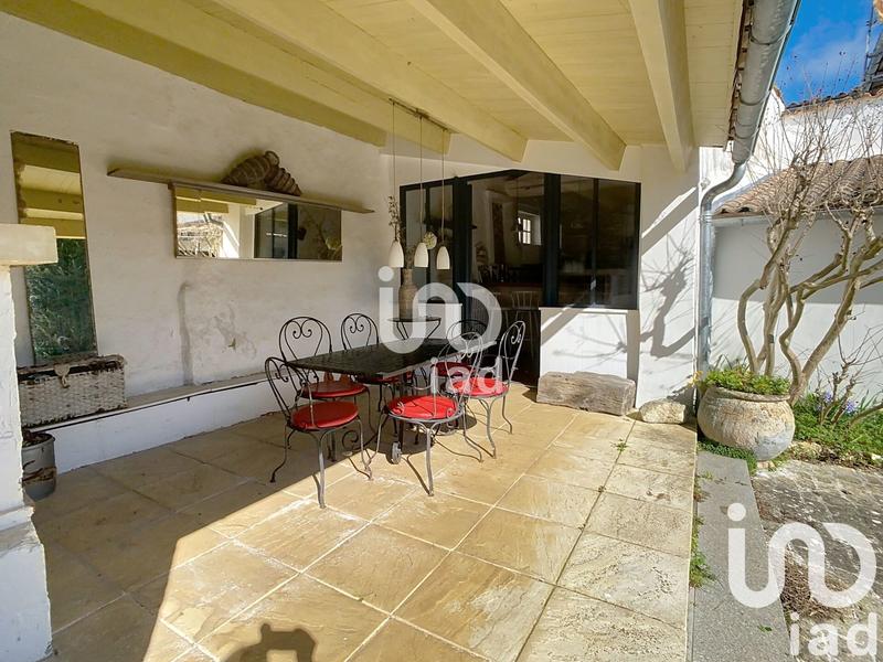 Maison - 195 m² - 8 pièces