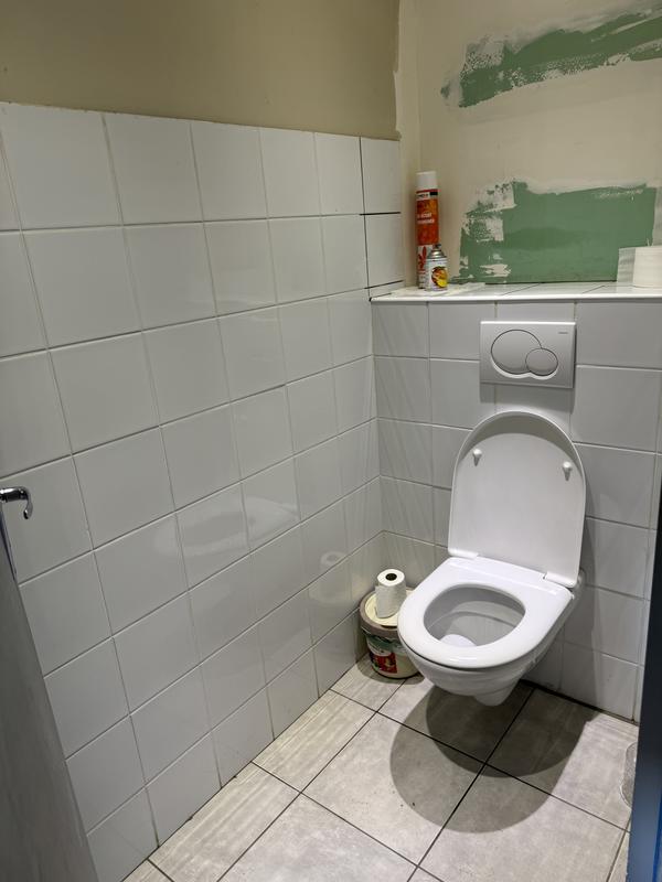 Local d'activités - 261 m²