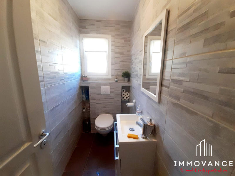 Villa - 196 m² - 7 pièces