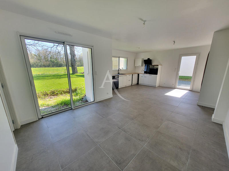 Maison - 155 m² - 8 pièces