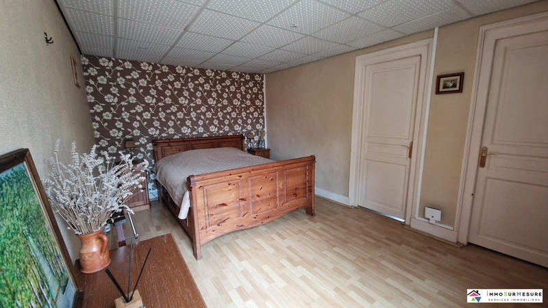 Maison - 150 m² - 10 pièces