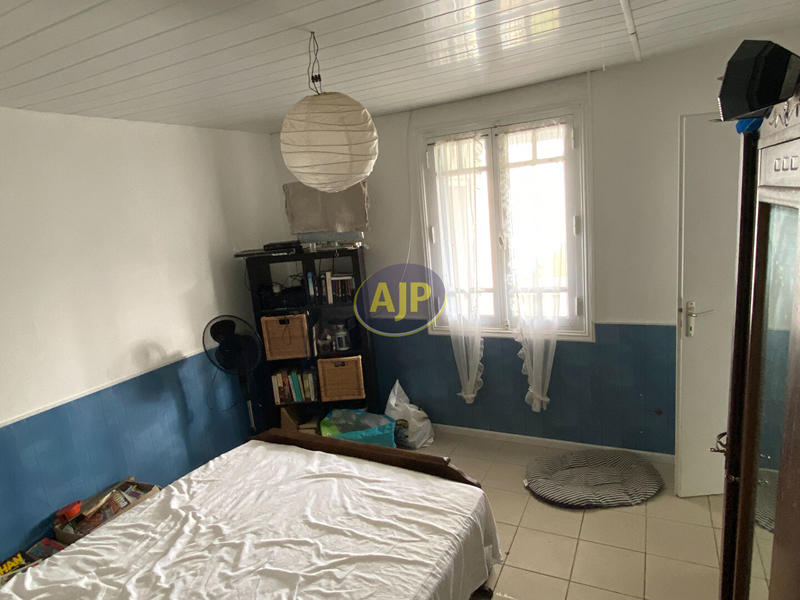 Villa - 93 m² - 5 pièces