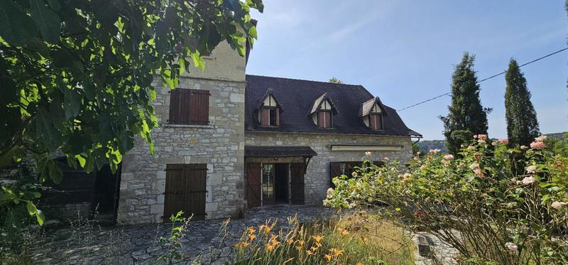 Maison en pierre - 162 m² - 5 pièces