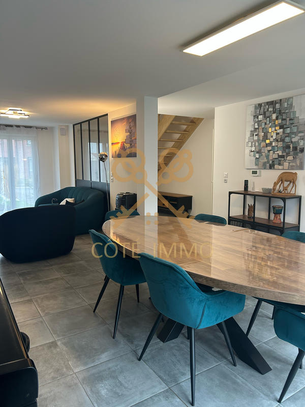 Maison - 116 m² - 6 pièces