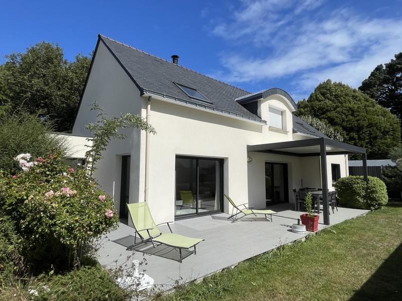 Maison - 162 m² - 6 pièces