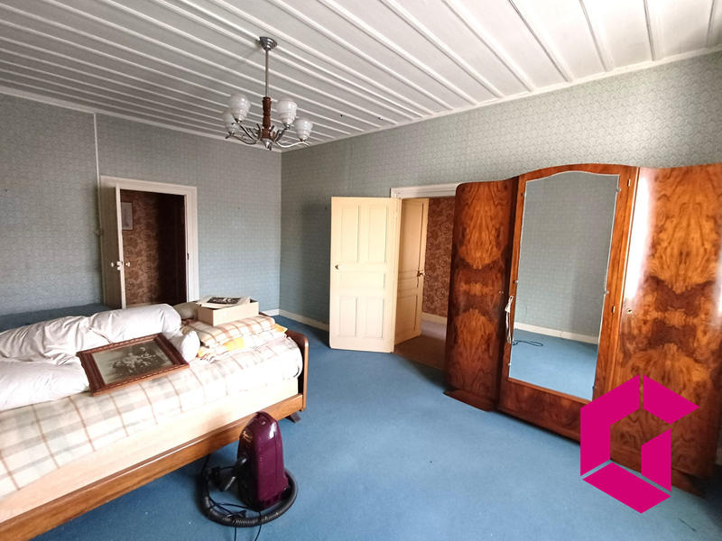 Maison ancienne - 201 m² - 6 pièces