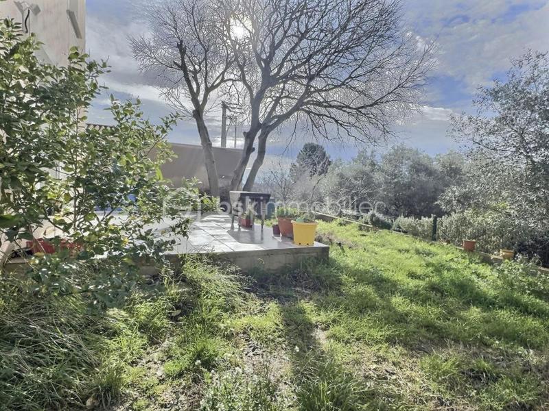 Maison - 82 m² - 5 pièces