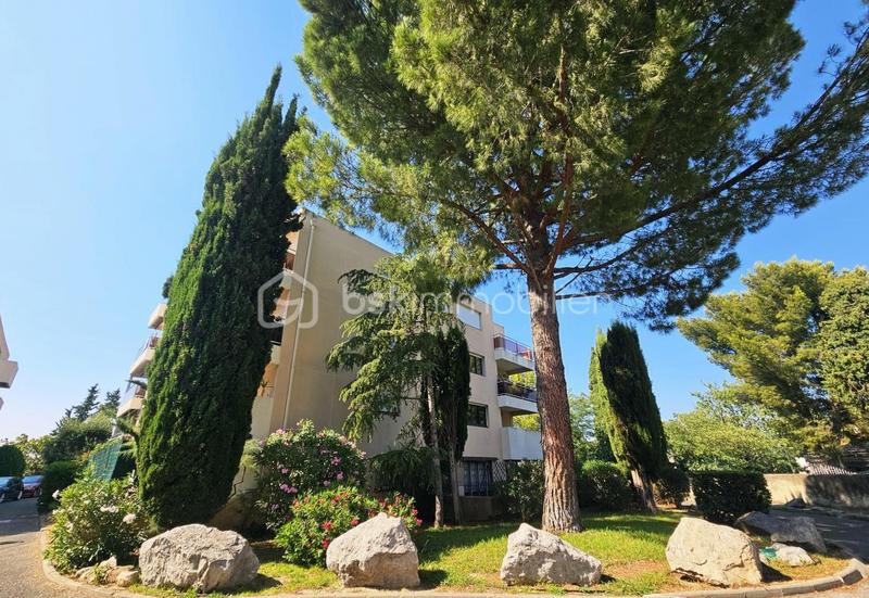 Appartement - 85 m² - 4 pièces