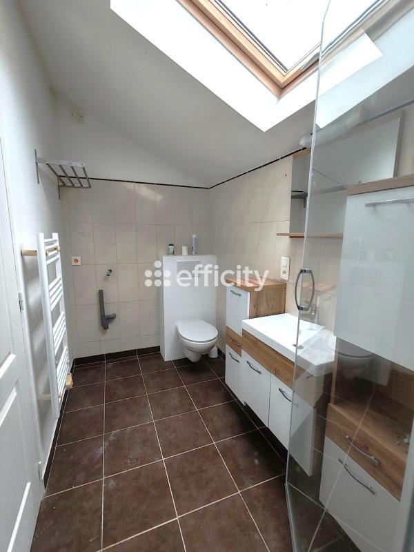 Maison - 60 m² - 4 pièces