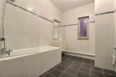 Appartement - 56 m² - 2 pièces