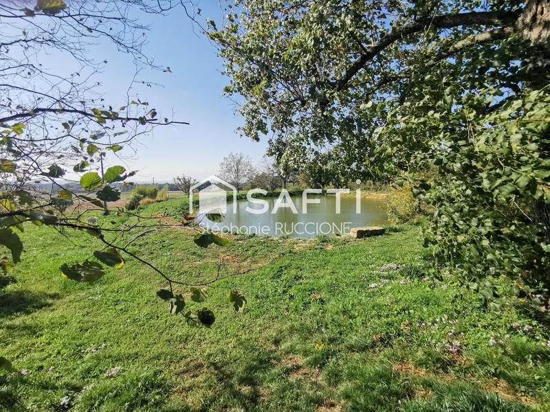 Maison - 240 m² - 6 pièces