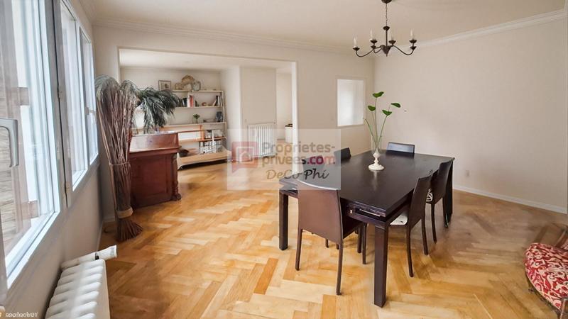 Maison - 185 m² - 7 pièces