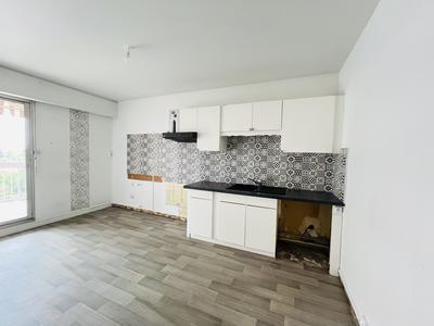Appartement - 86 m² - 4 pièces