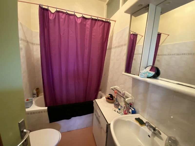 Maison - 223 m² - 8 pièces