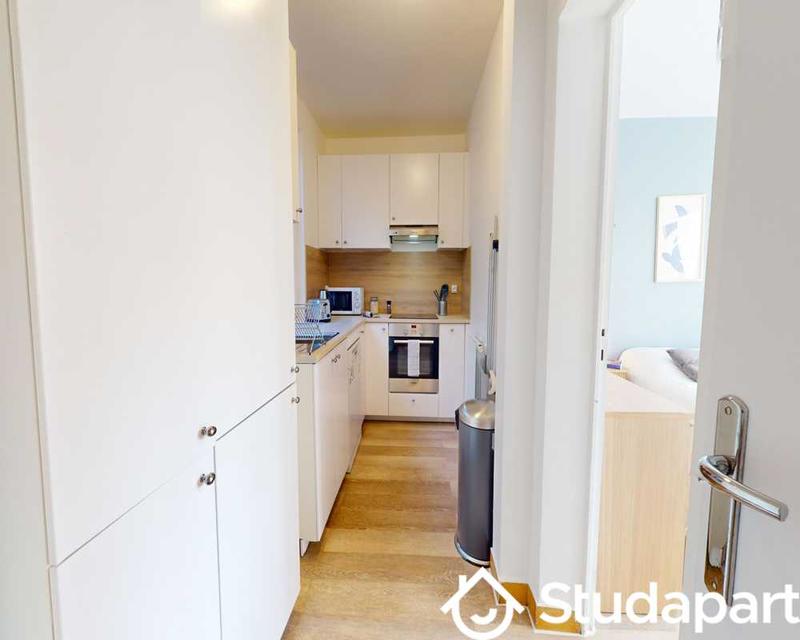 Chambre - 120 m² - 1 pièce