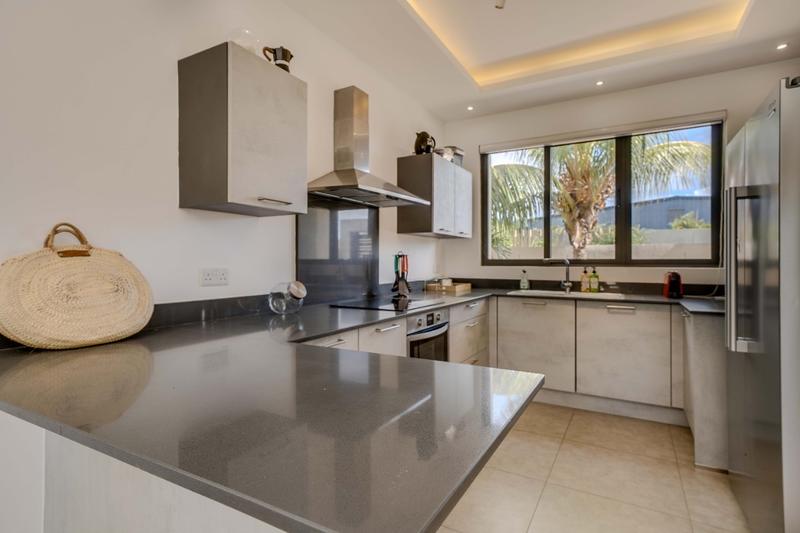 Villa - 377 m² - 7 pièces