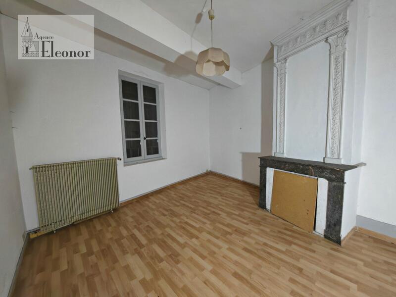 Maison - 181 m² - 10 pièces