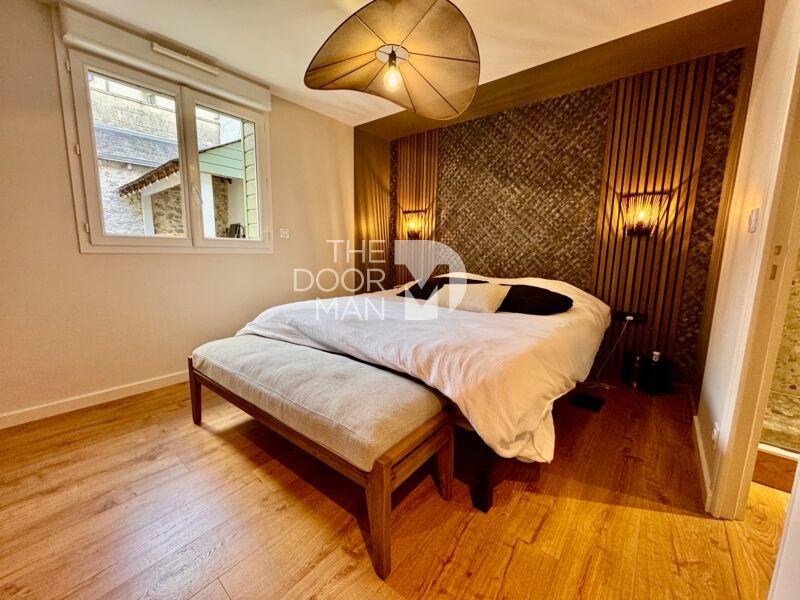 Maison - 168 m² - 6 pièces