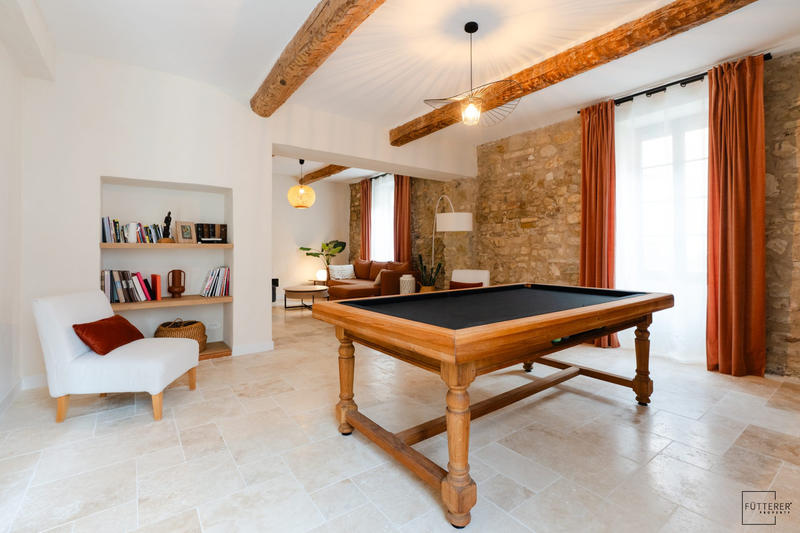 Villa - 220 m² - 6 pièces