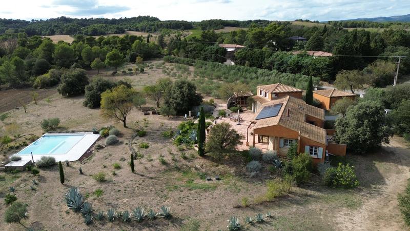 Villa - 215 m² - 5 pièces