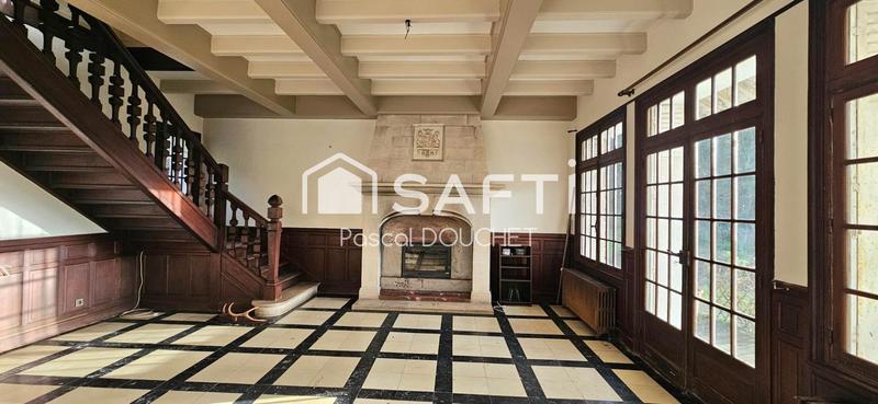 Maison - 200 m² - 9 pièces