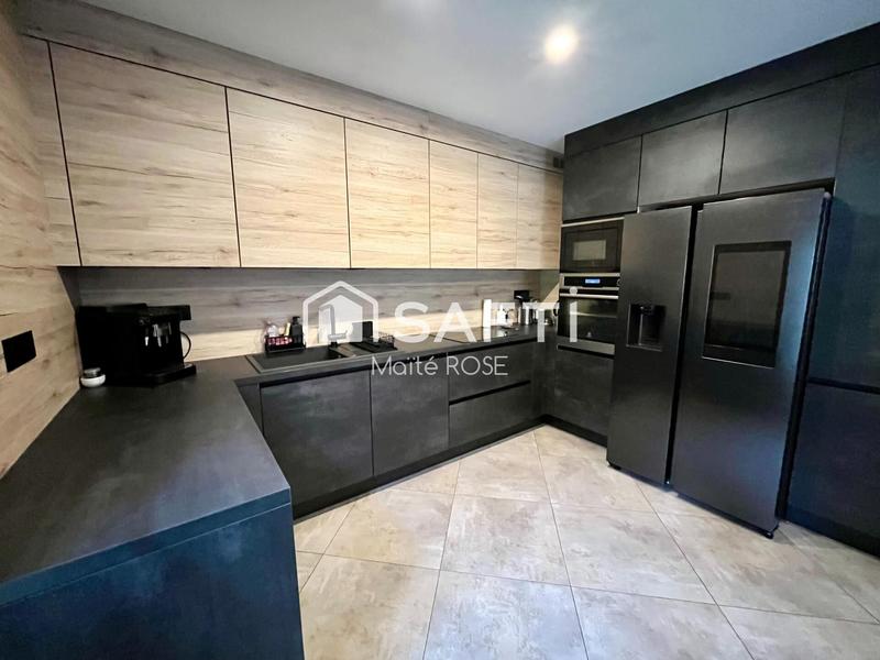 Maison - 155 m² - 7 pièces